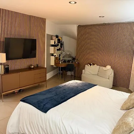 فيلة Le Paradis Sur 1 سيكس-فور-لو-بلاج